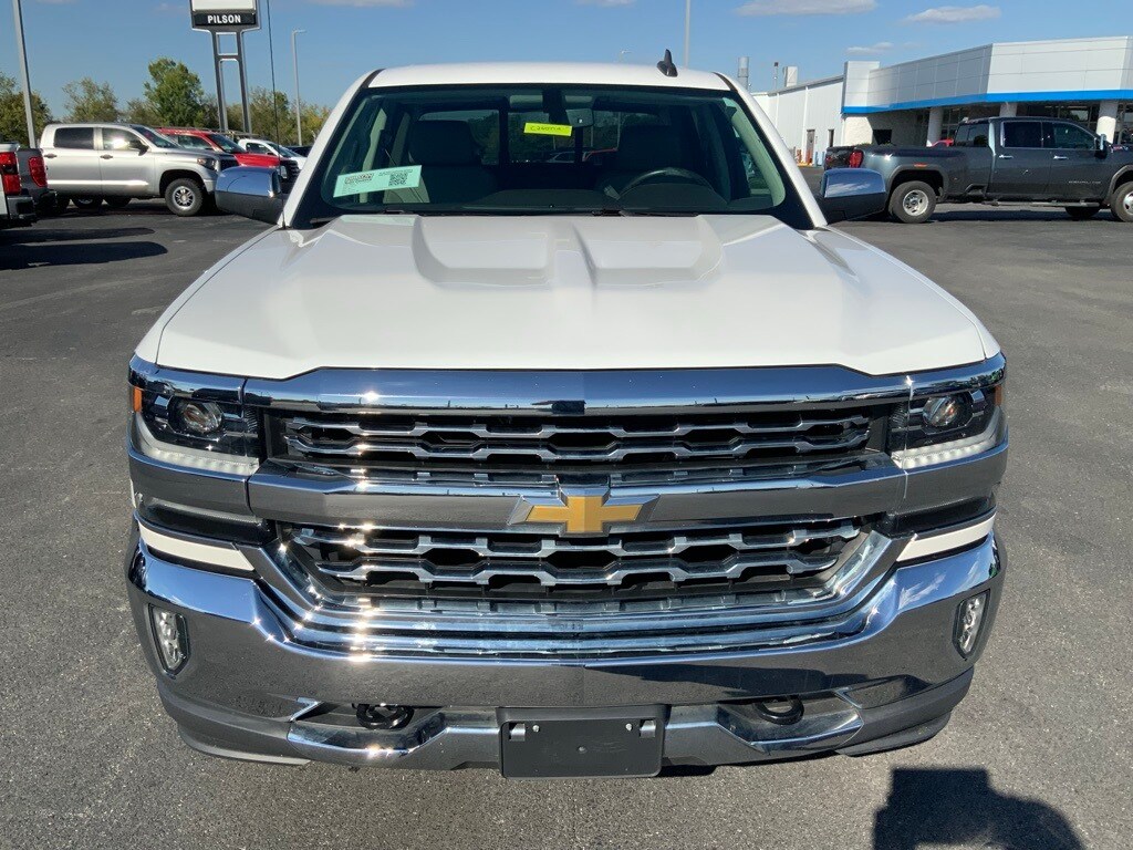 2018 Chevrolet Silverado 1500 LTZ photo 3