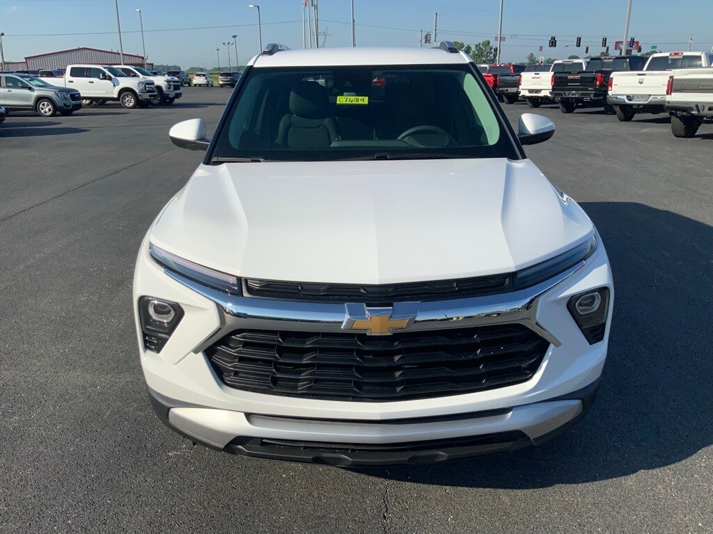 2026 Chevrolet Trailblazer LT photo 3