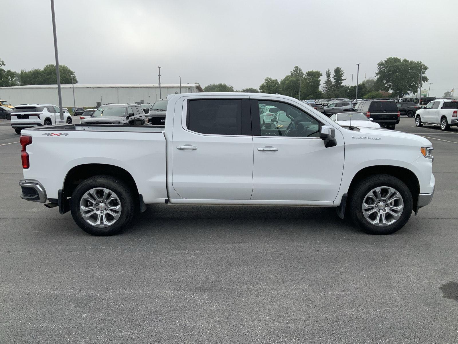 2024 Chevrolet Silverado 1500 LTZ - Photo 12