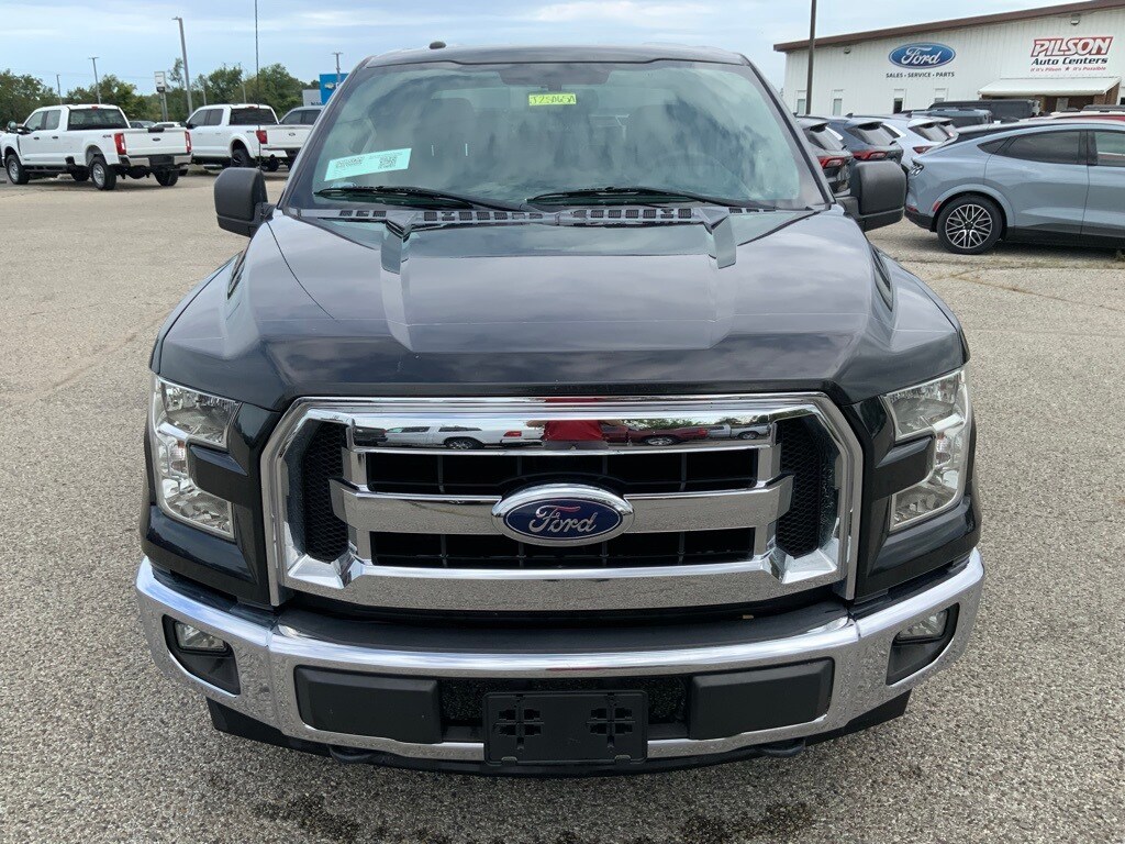 2015 Ford F-150 XLT photo 3