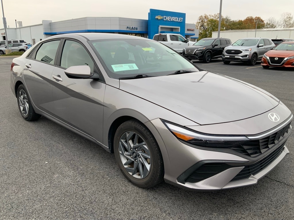 Used 2024 Hyundai Elantra SEL Sedan