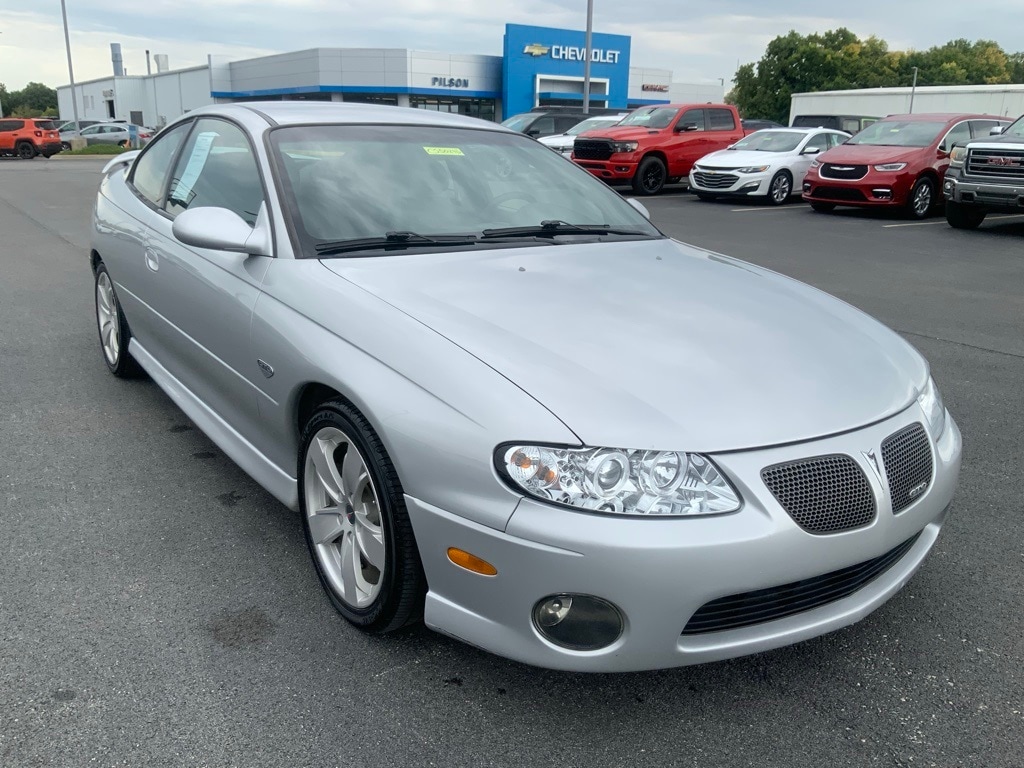 Used 2004 Pontiac GTO Base with VIN 6G2VX12G84L304336 for sale in Clinton, IN