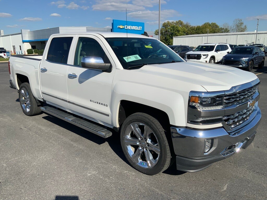 2018 Chevrolet Silverado 1500 LTZ photo 2