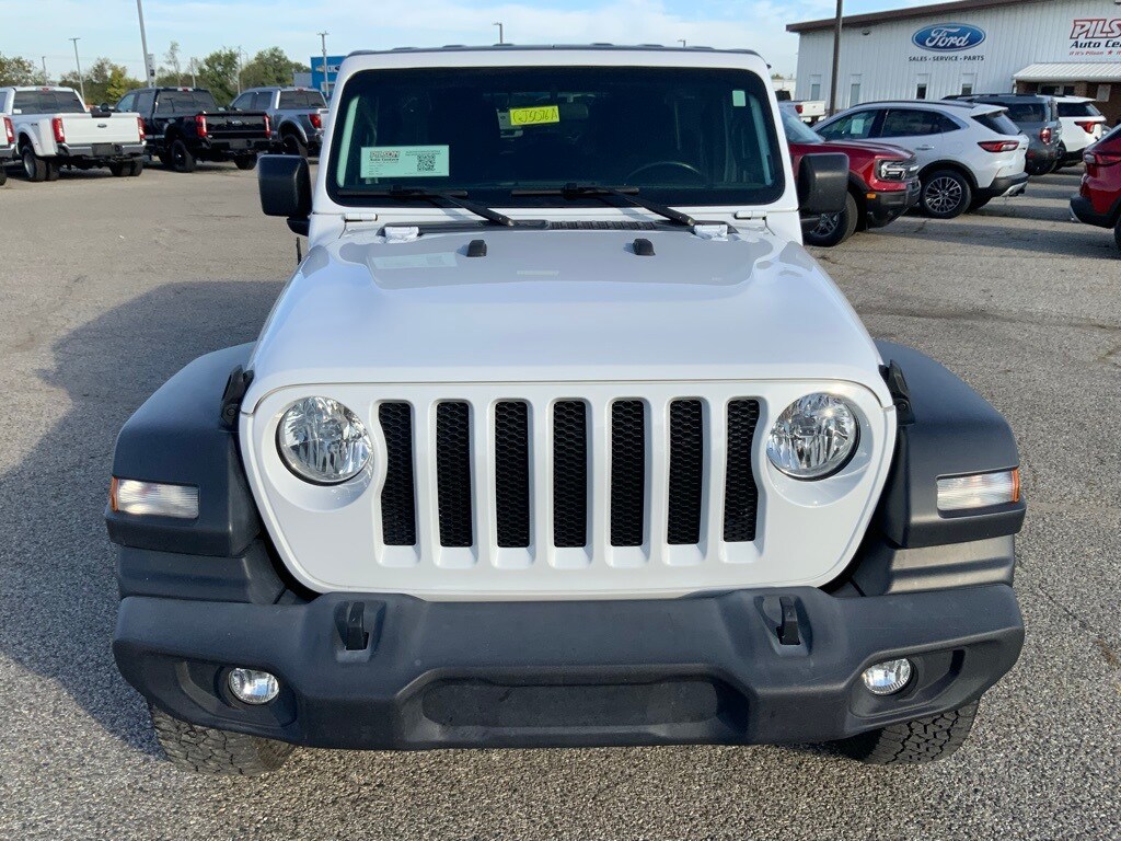 2019 Jeep Wrangler Unlimited Sport photo 3