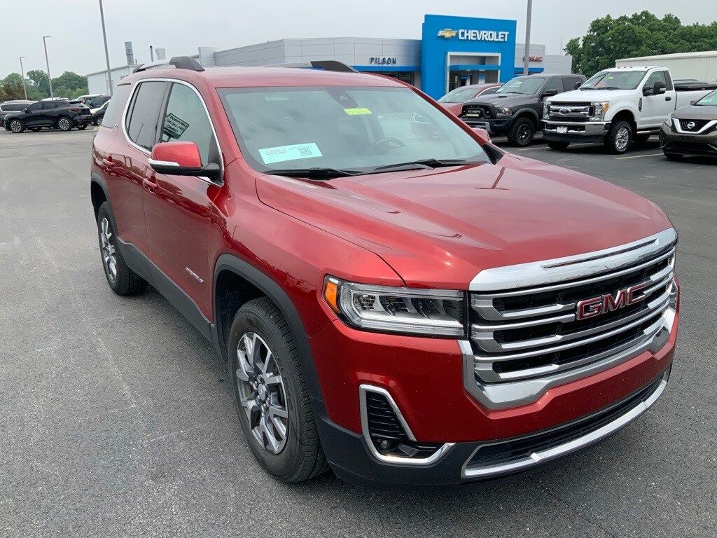 2023 Gmc Acadia SLT photo 2