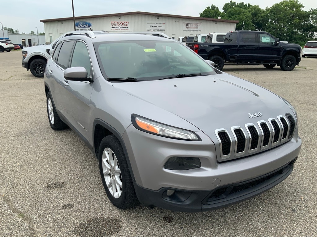 Used 2014 Jeep Cherokee Latitude with VIN 1C4PJLCBXEW178920 for sale in Clinton, IN