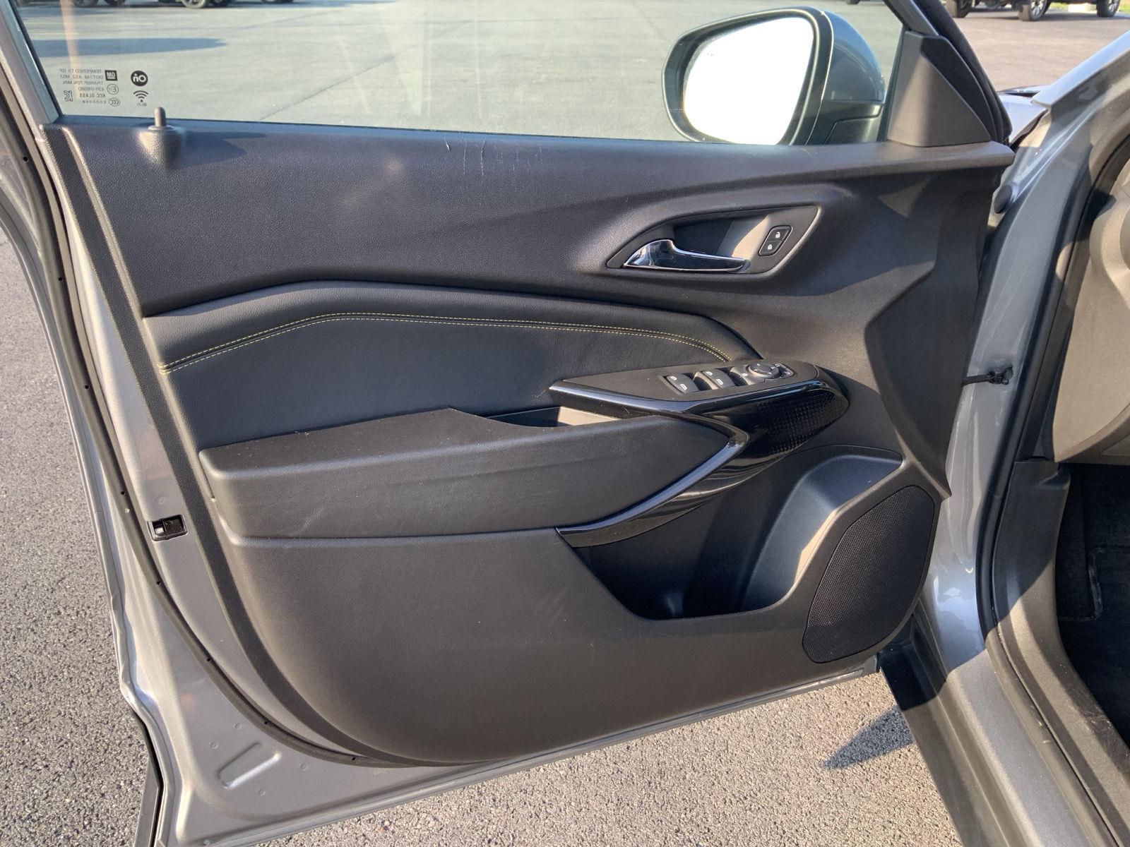 2025 Chevrolet Trax LT - Photo 21
