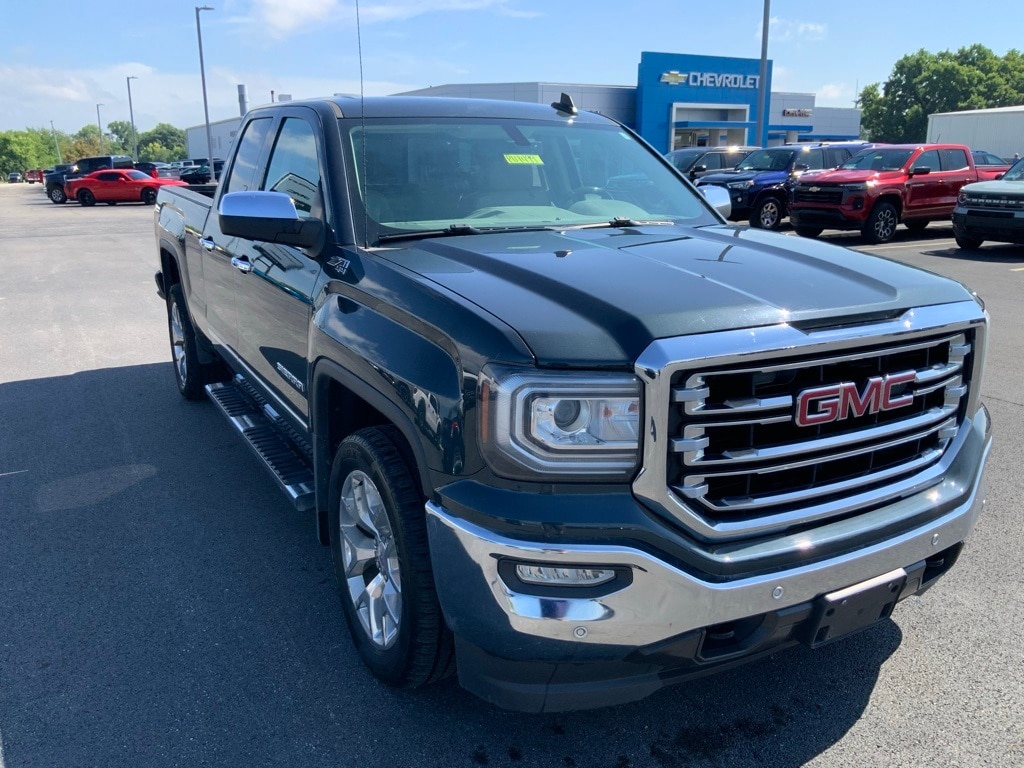 Used 2018 GMC Sierra 1500 SLT with VIN 1GTV2NEC3JZ112224 for sale in Clinton, IN