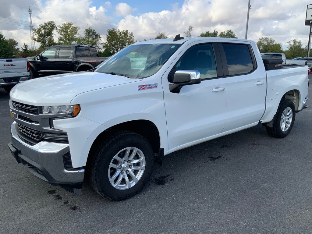 2022 Chevrolet Silverado 1500 LT photo 4
