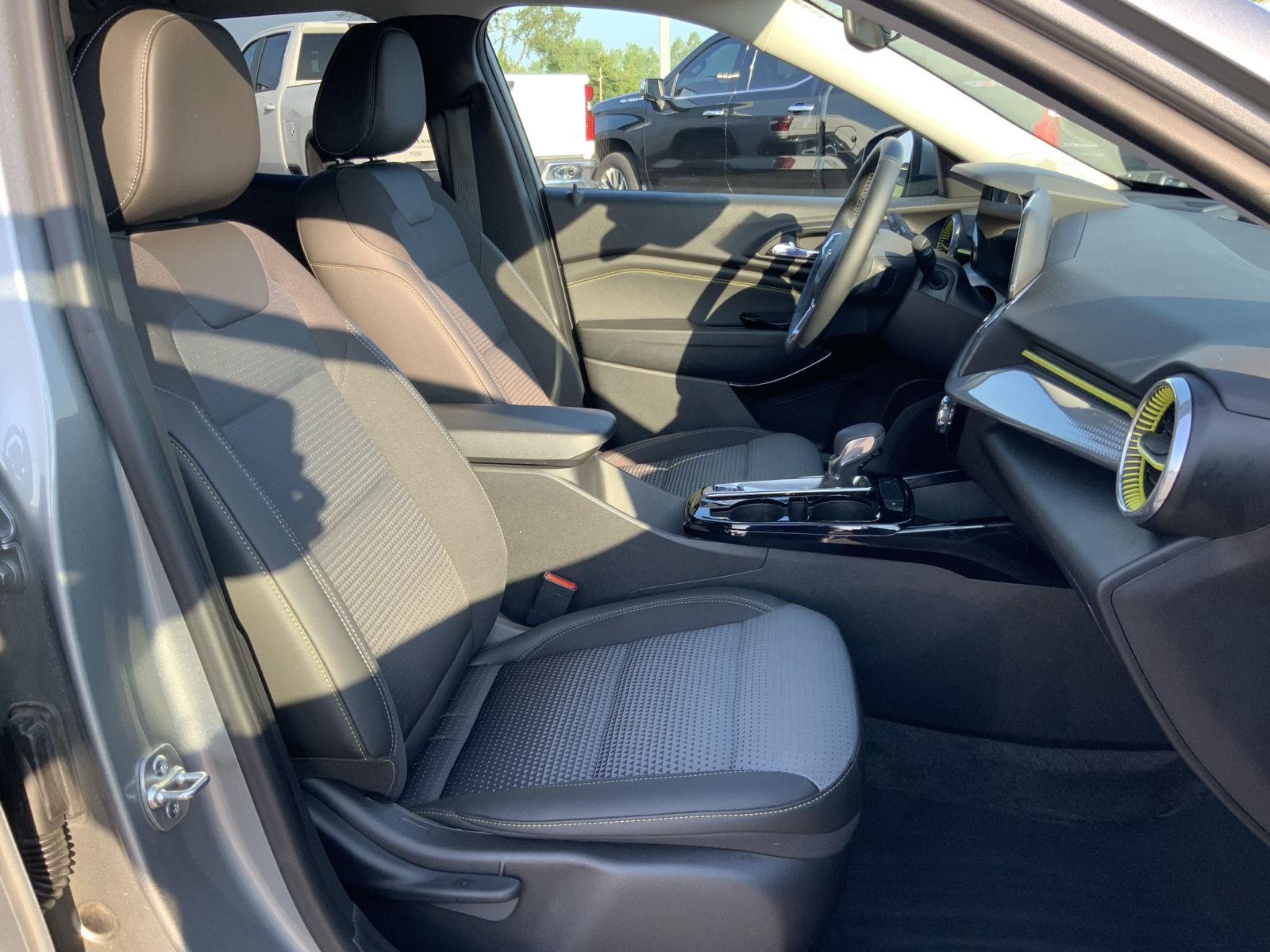 2025 Chevrolet Trax LT - Photo 53