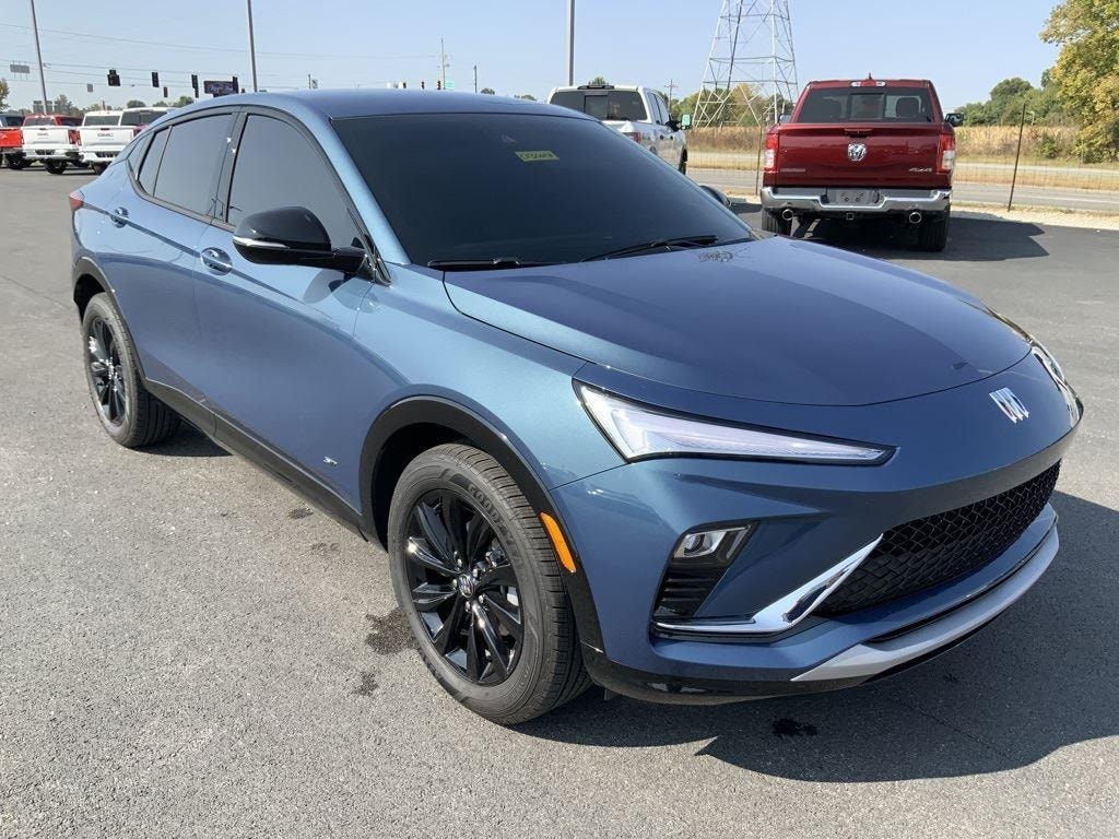 Used 2025 Buick Envista Sport Touring SUV