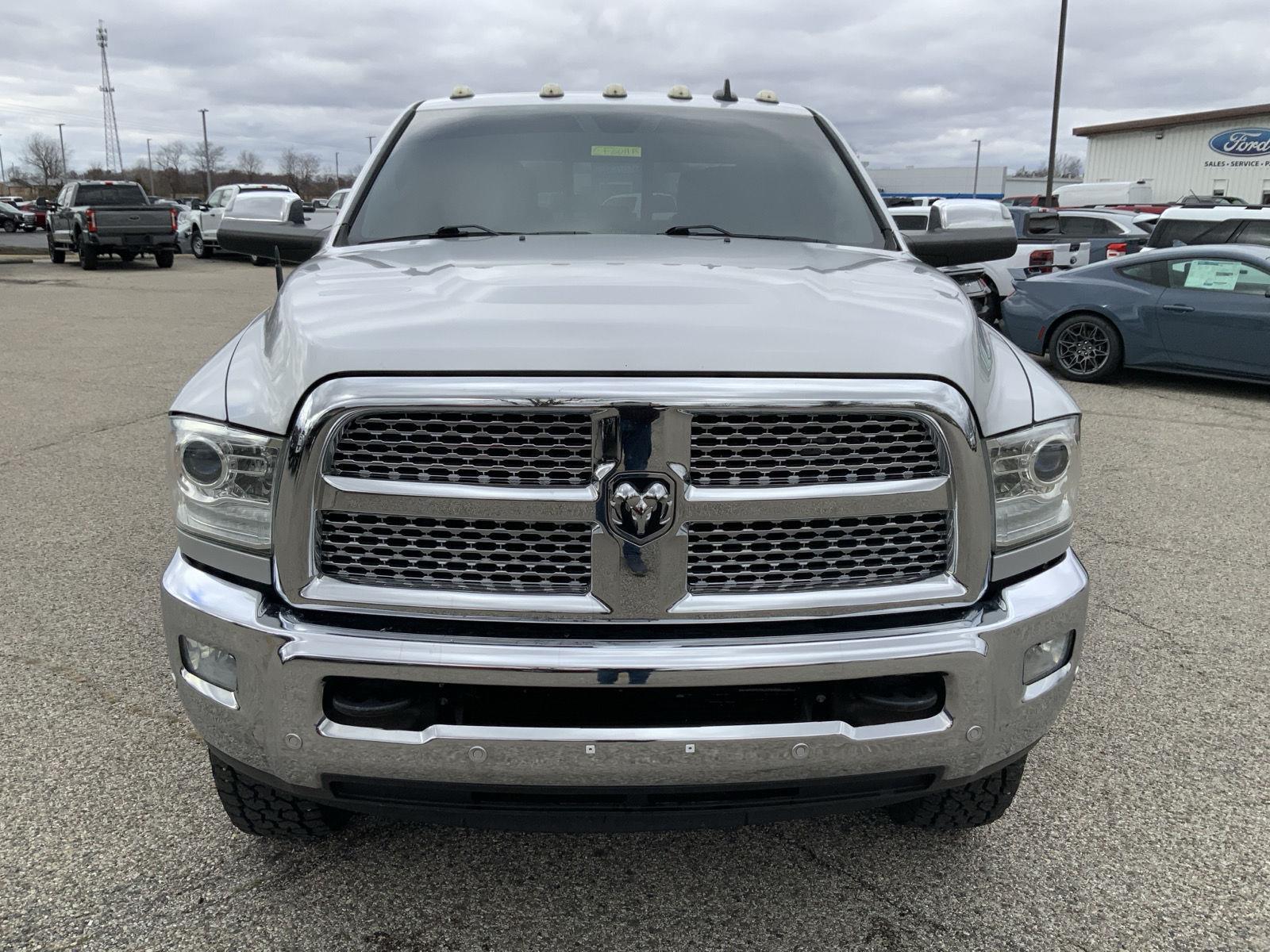 2016 Ram 2500 Laramie photo 3