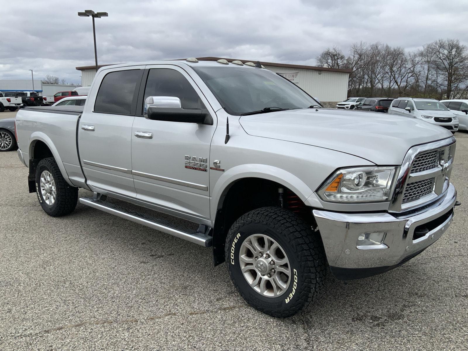 2016 Ram 2500 Laramie photo 2