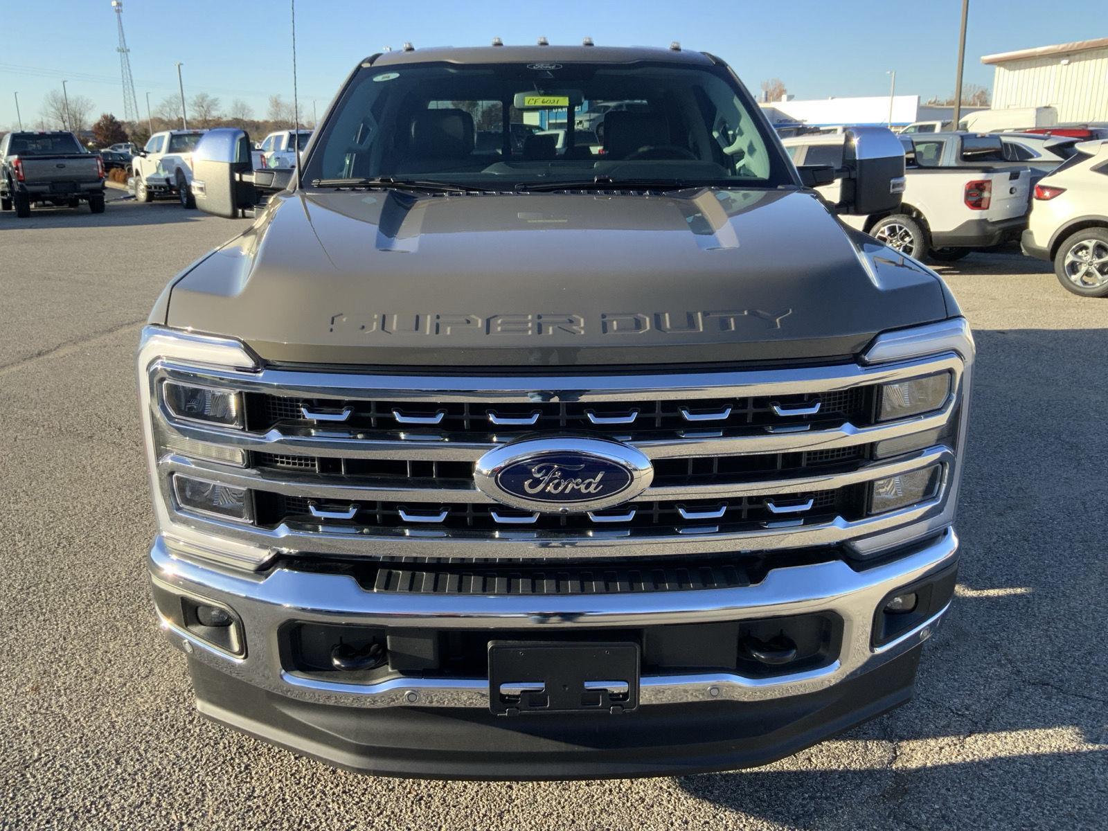 2026 Ford F-250 Lariat photo 2