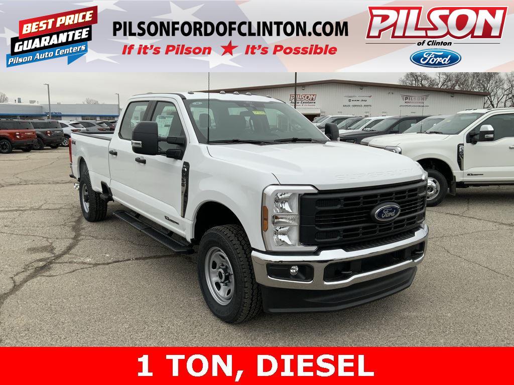 2025 Ford F-350 Super Duty XL's photo