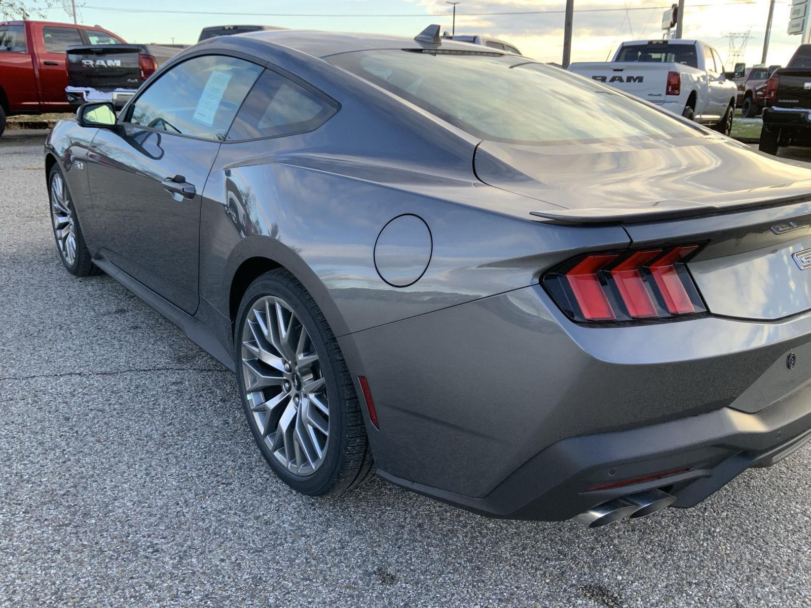 2025 Ford Mustang GT Premium Fastback - Photo 16