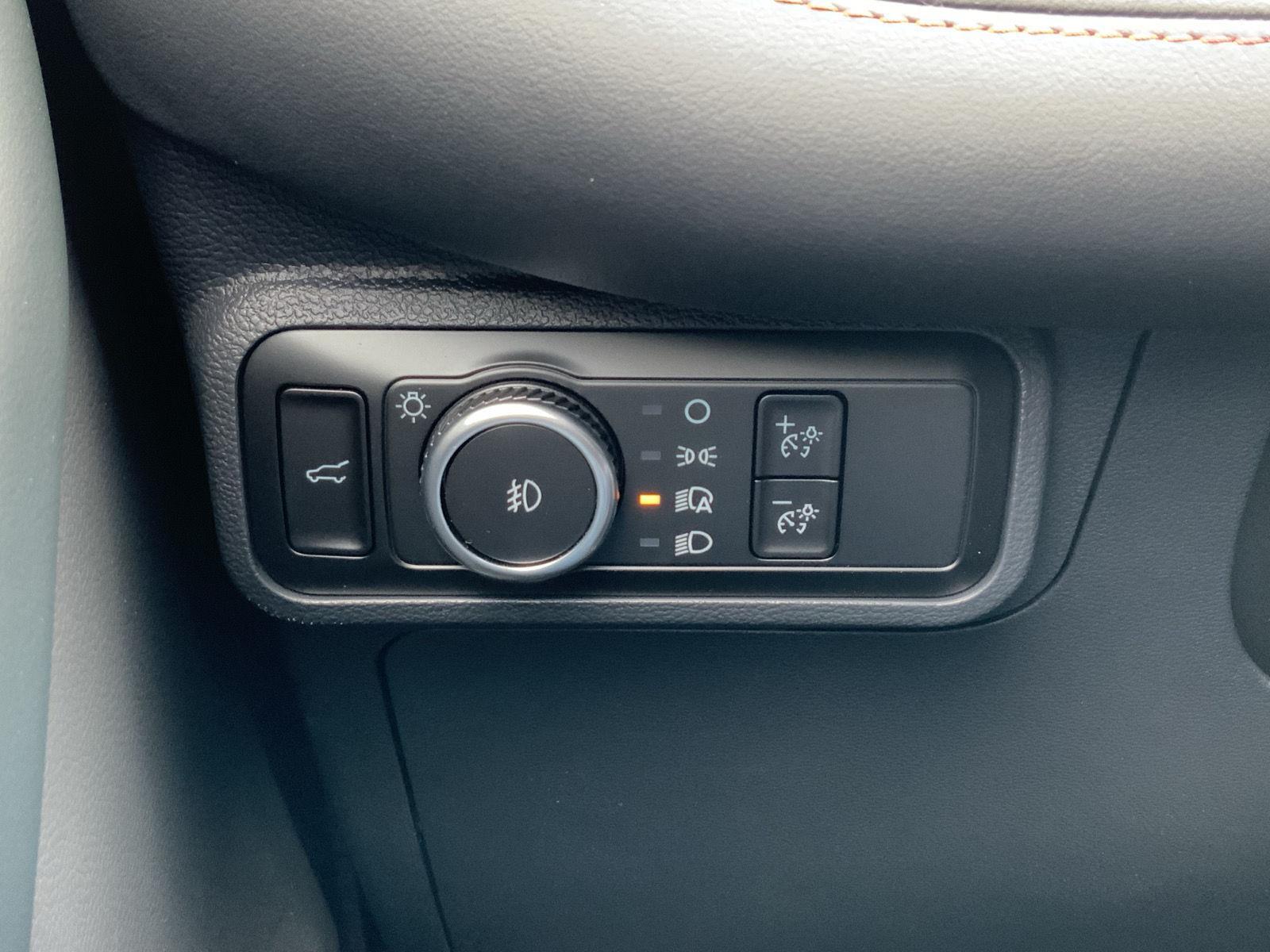 2026 Ford Explorer ST-Line - Photo 33