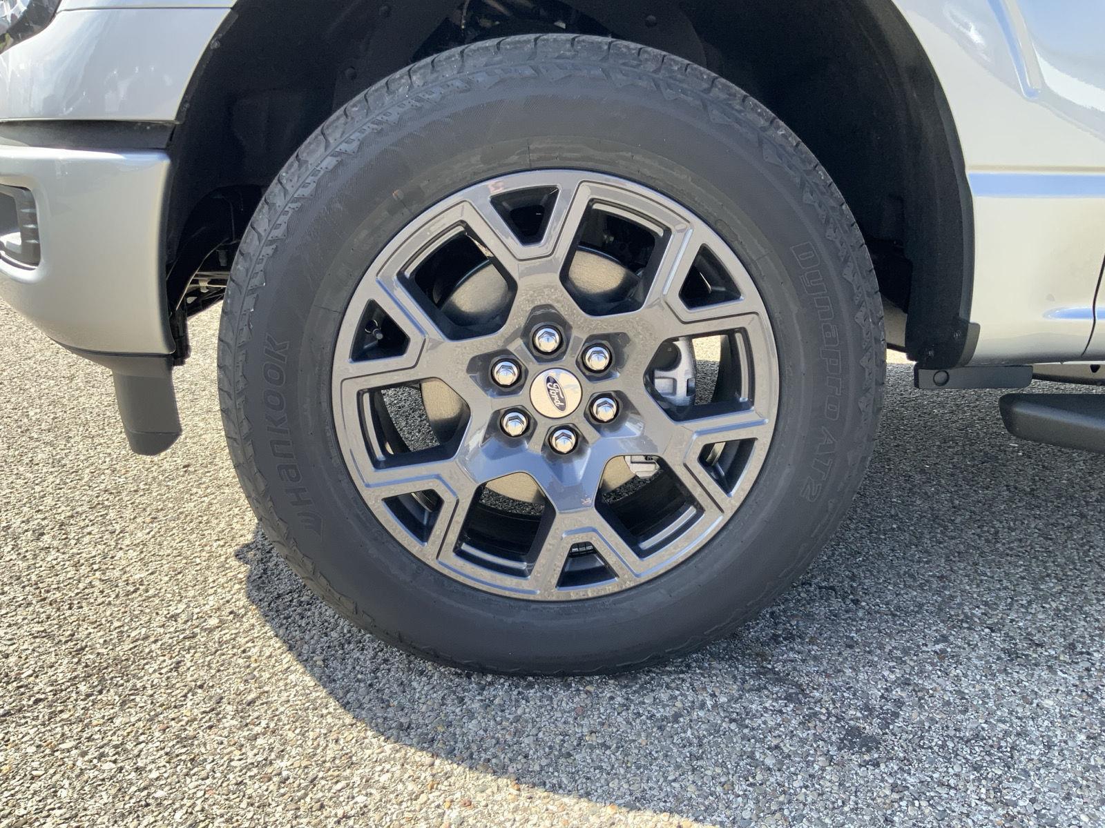 2026 Ford F-150 STX - Photo 17
