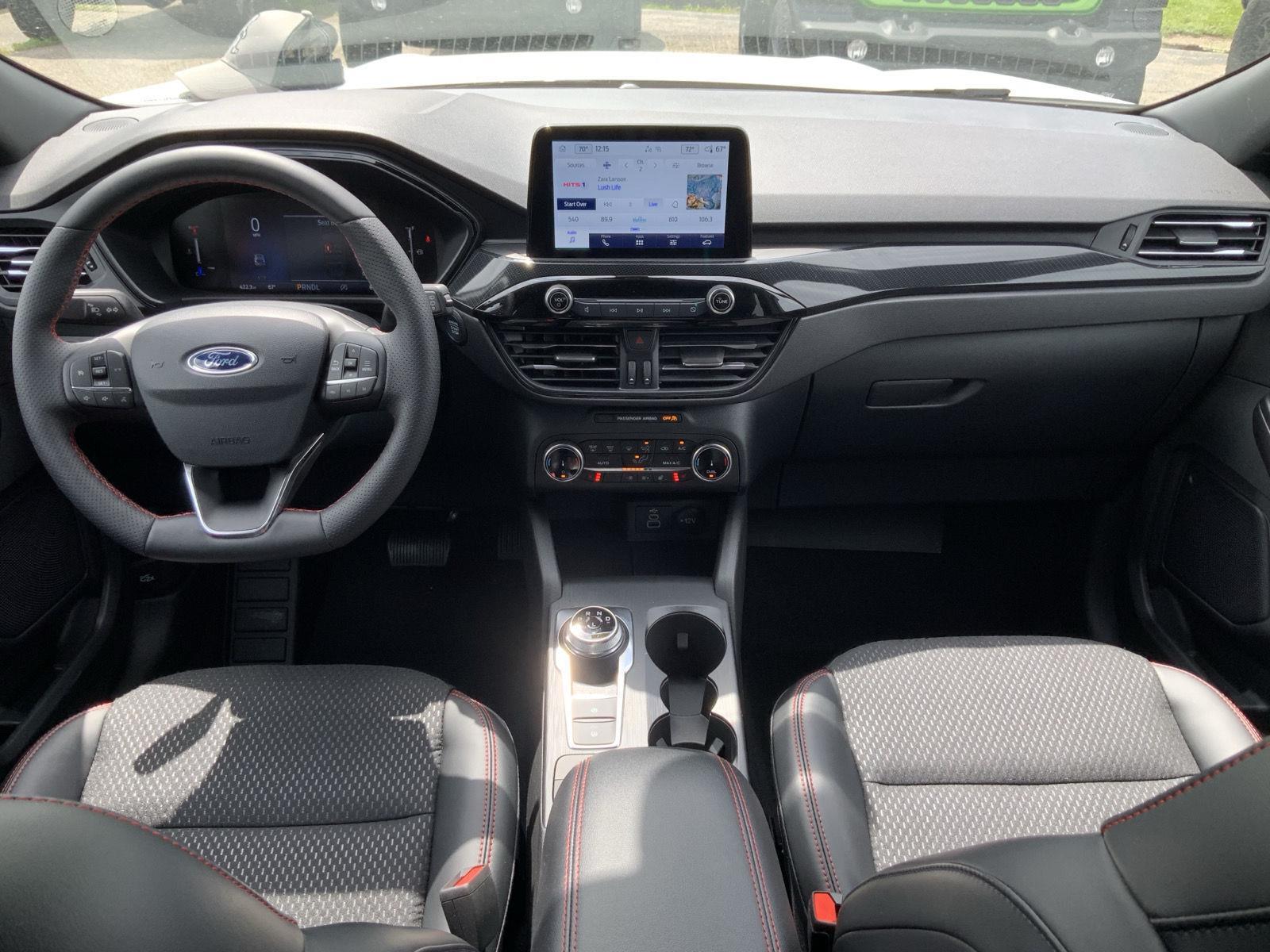 2026 Ford Escape ST-Line - Photo 51