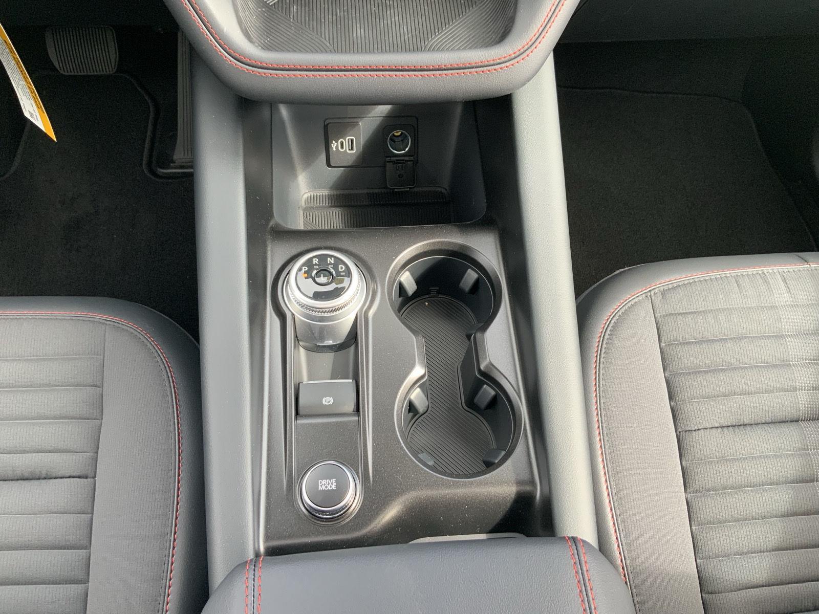 2026 Ford Explorer ST-Line - Photo 47