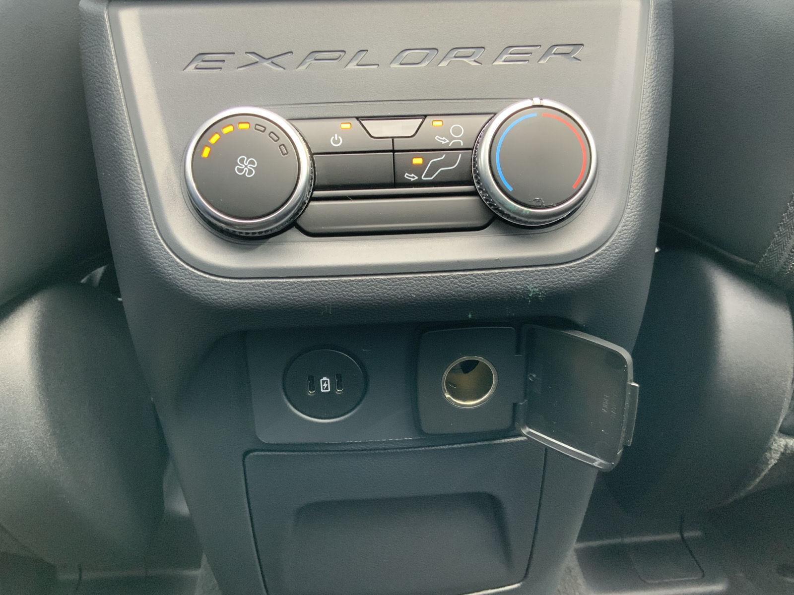 2026 Ford Explorer ST-Line - Photo 63