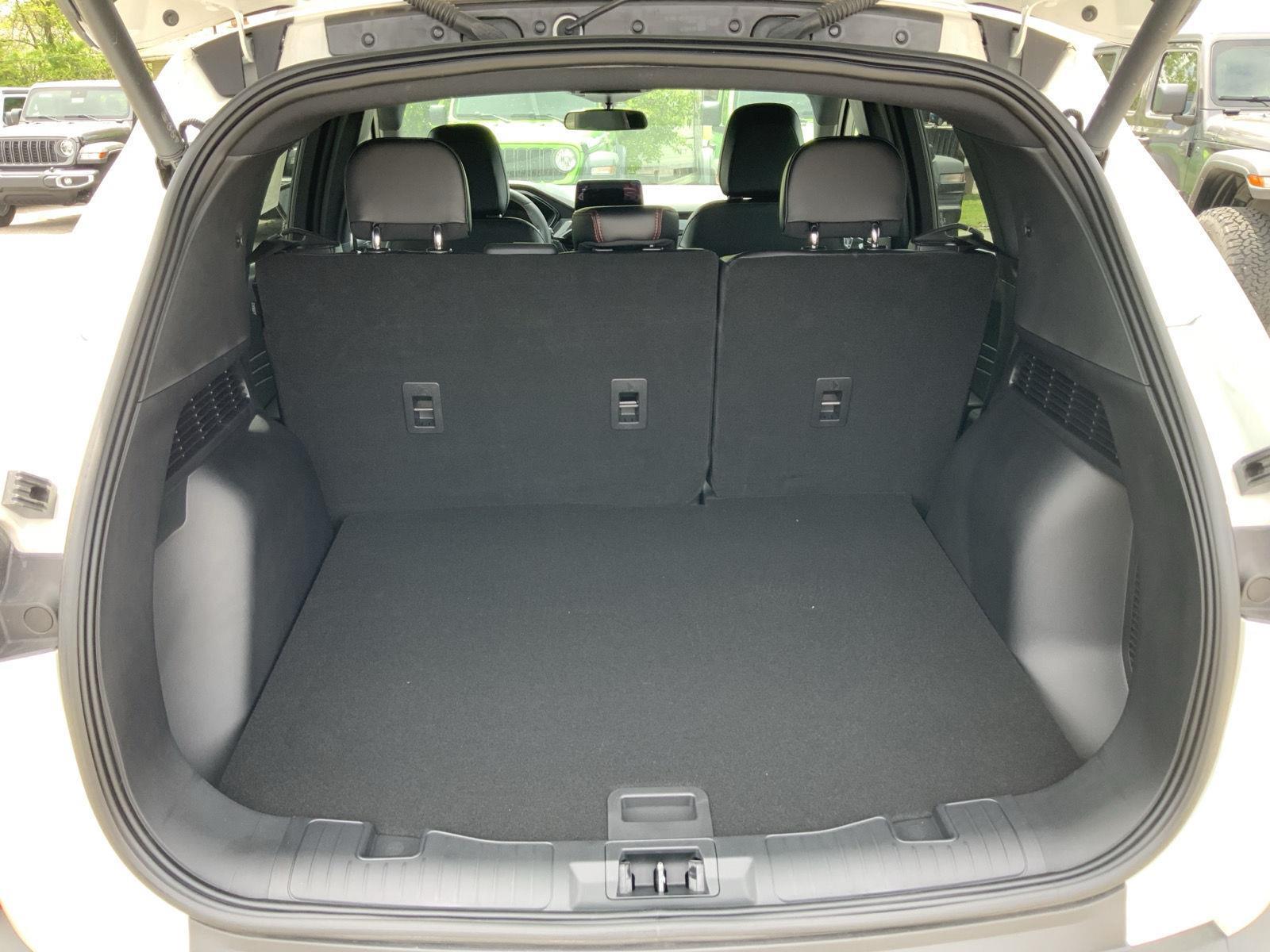 2026 Ford Escape ST-Line - Photo 11