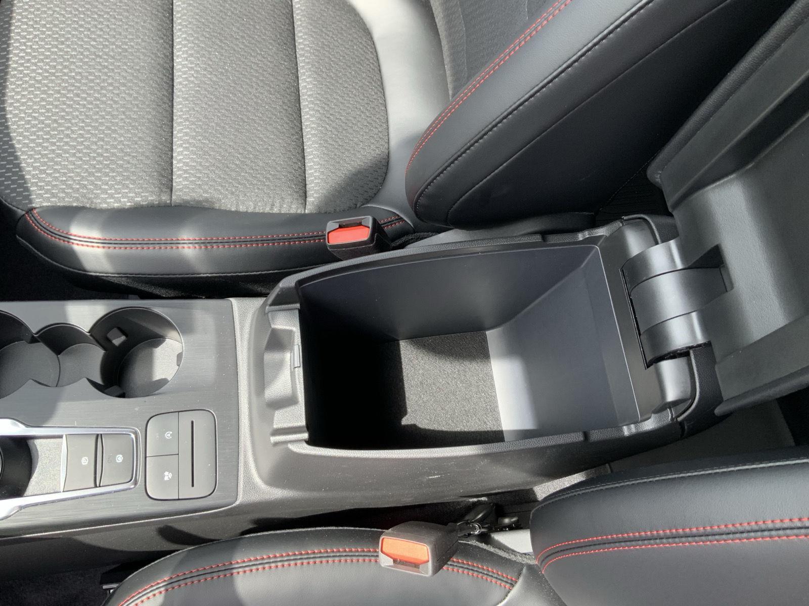 2026 Ford Escape ST-Line - Photo 50