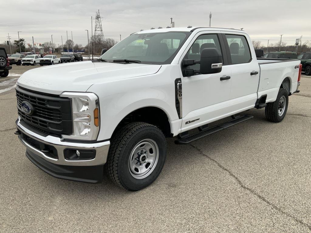 New 2025 Ford Super Duty F-350 SRW XL Truck