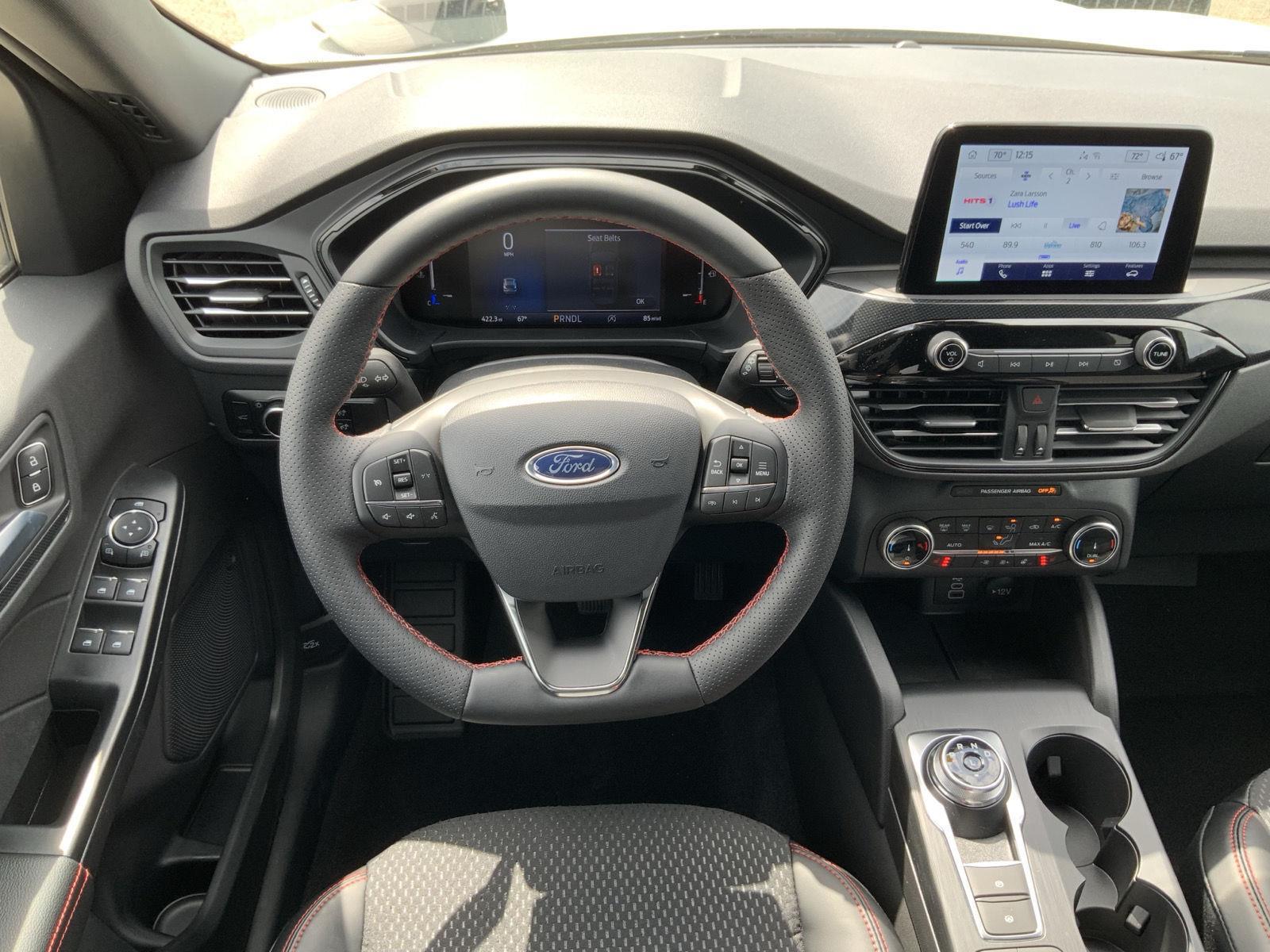 2026 Ford Escape ST-Line - Photo 26