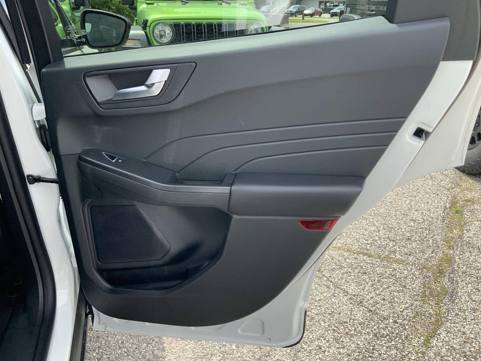 2026 Ford Escape ST-Line - Photo 55