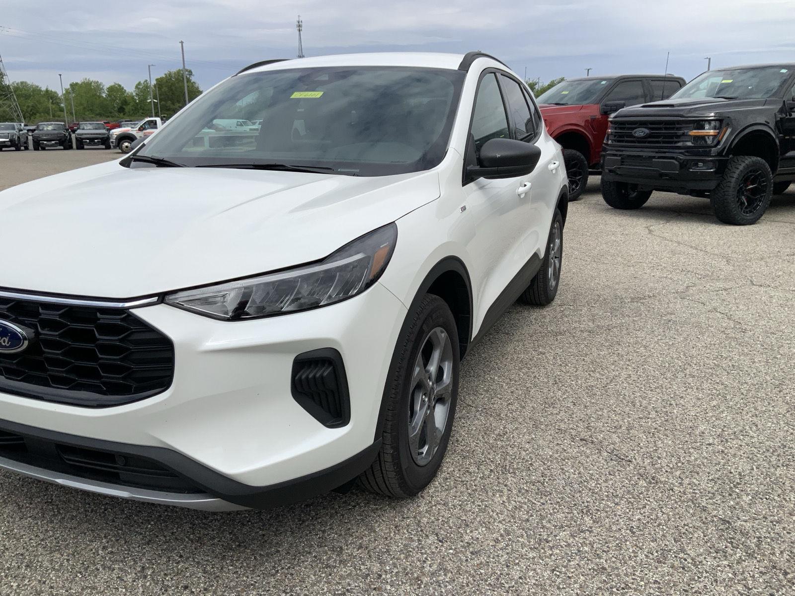 2026 Ford Escape ST-Line - Photo 16