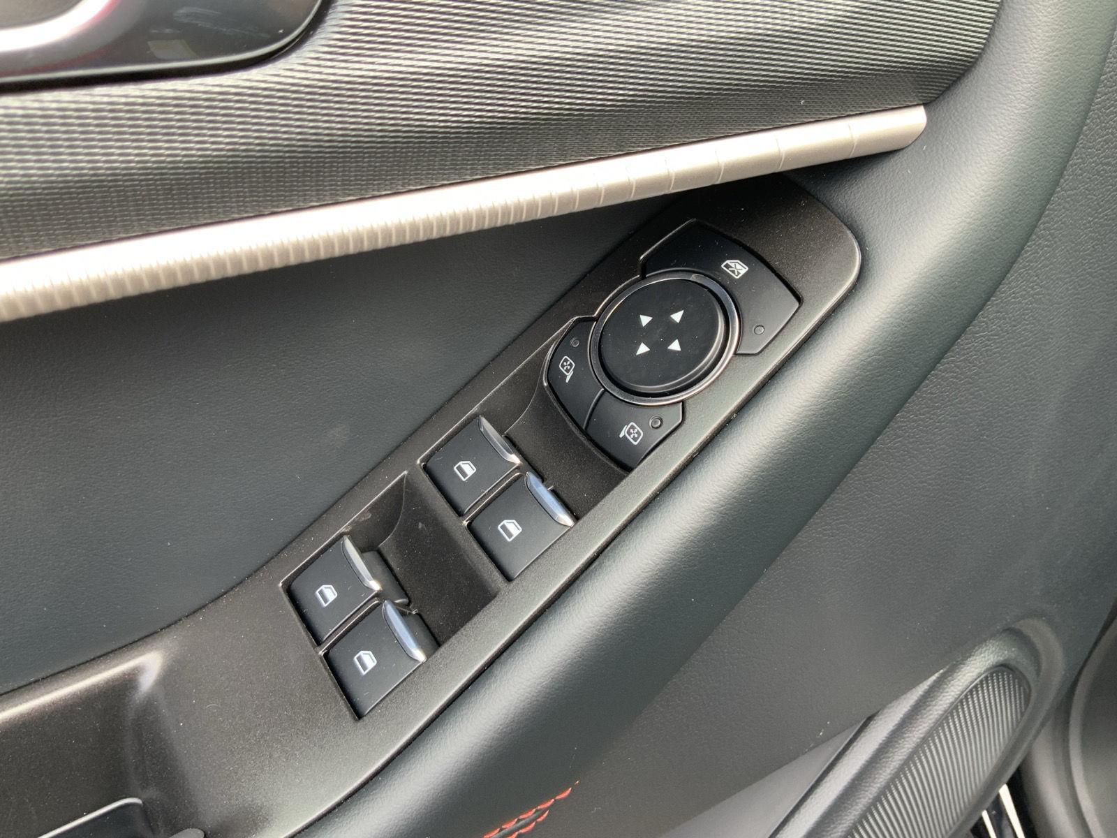 2026 Ford Explorer ST-Line - Photo 25