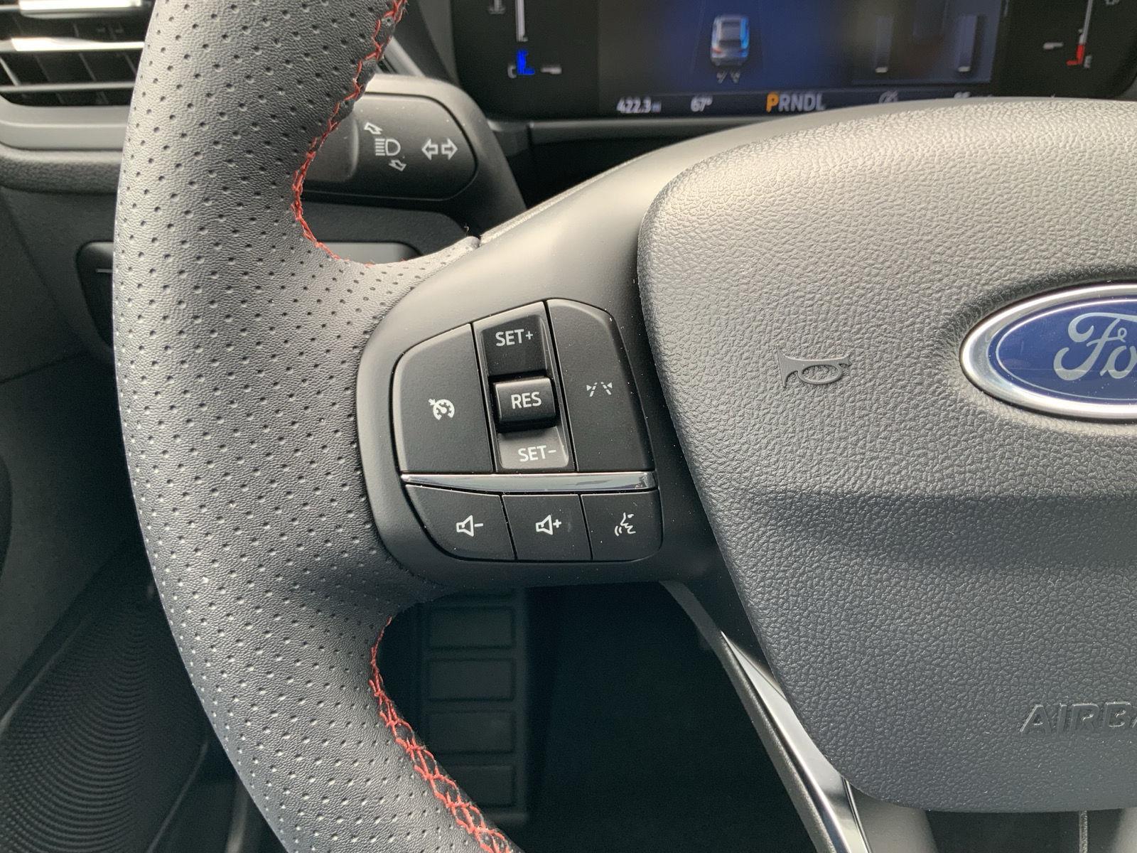 2026 Ford Escape ST-Line - Photo 28