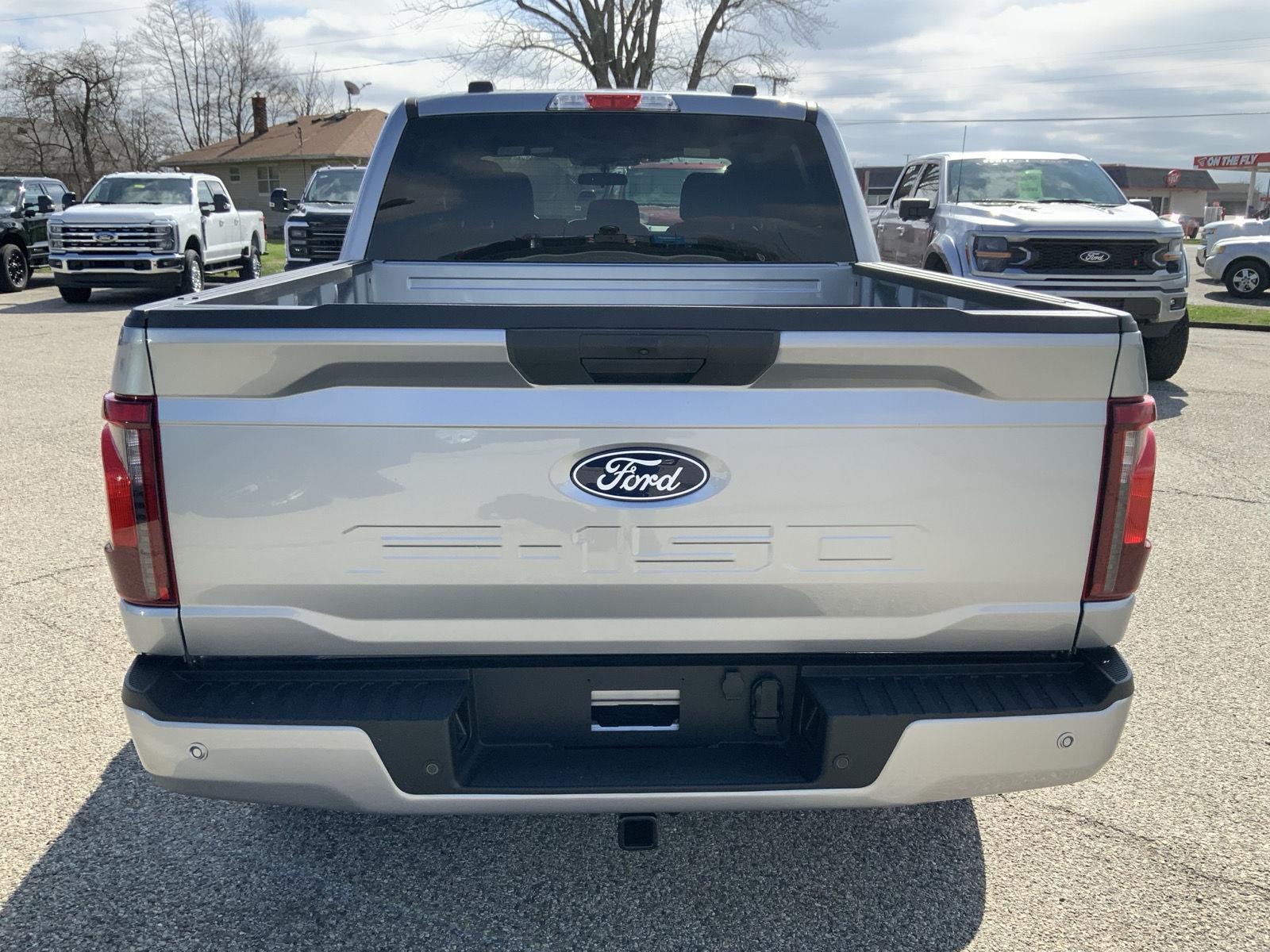 2026 Ford F-150 STX - Photo 8