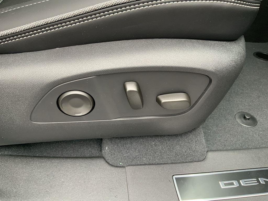 2025 GMC Sierra EV Denali - Photo 66