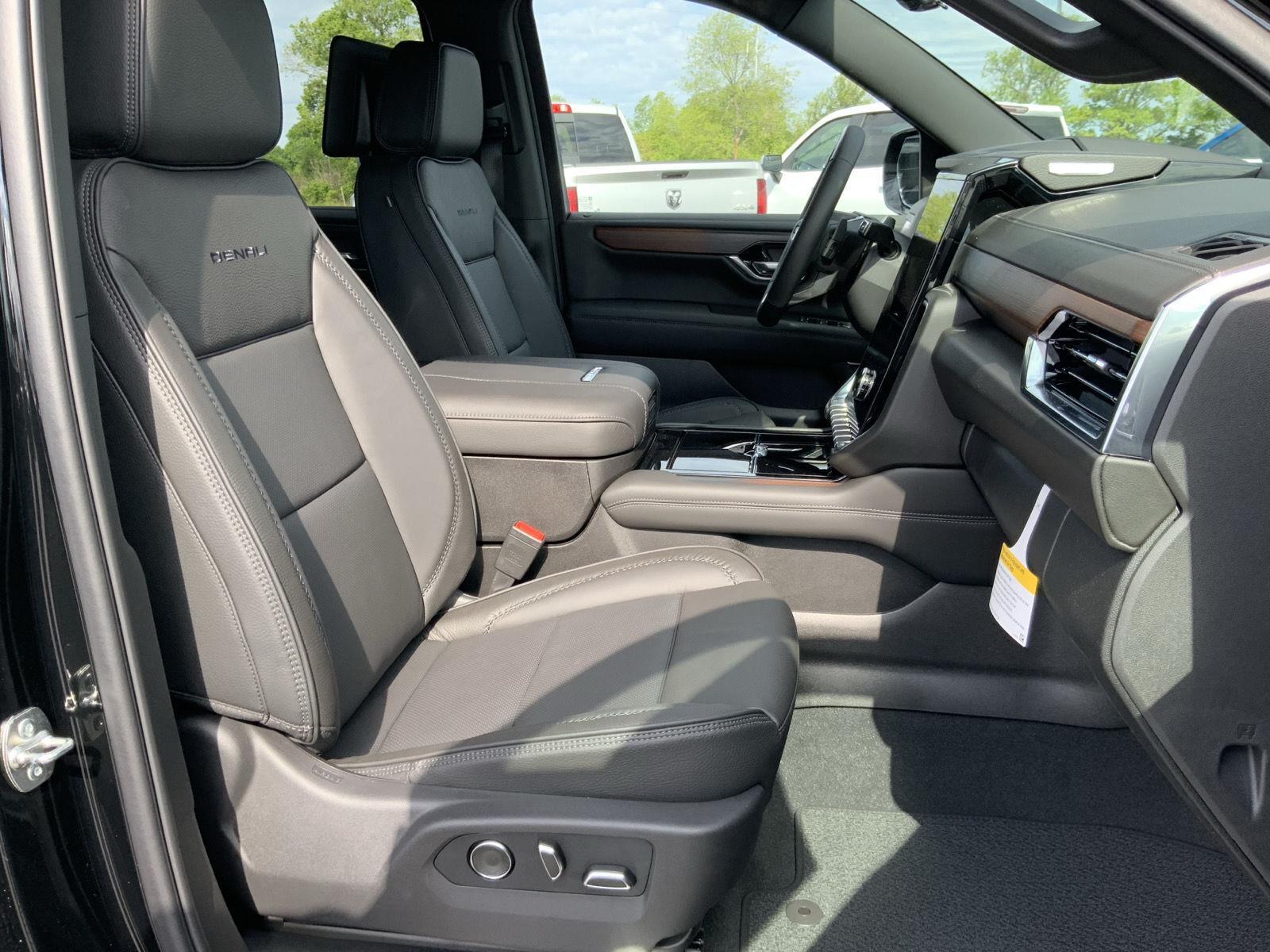 2026 GMC Yukon XL Denali - Photo 64