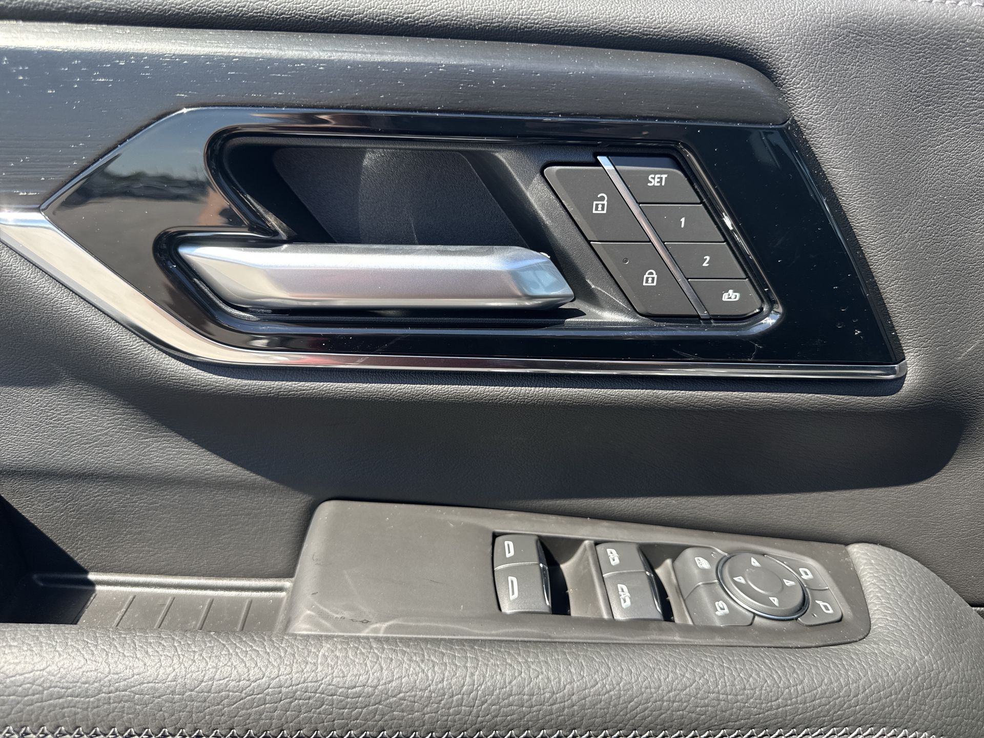2026 GMC Yukon XL Denali - Photo 82