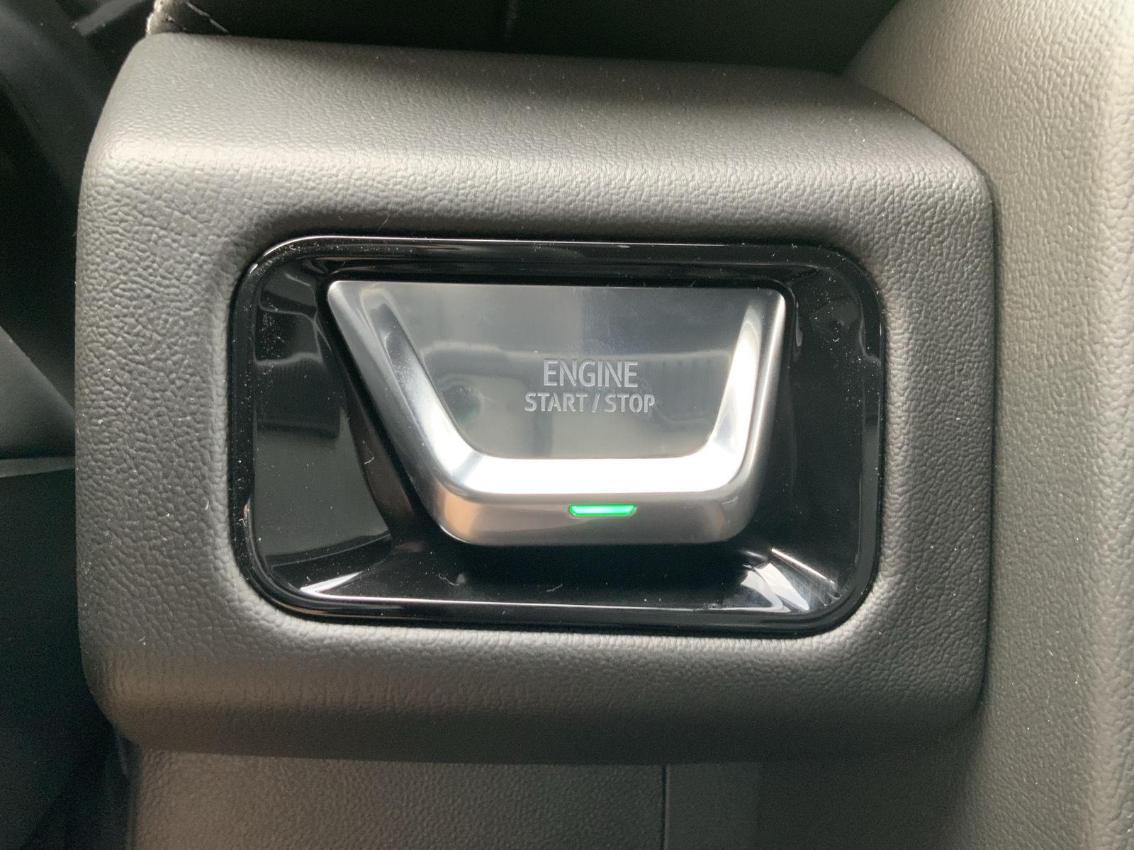 2026 GMC Yukon Denali - Photo 33