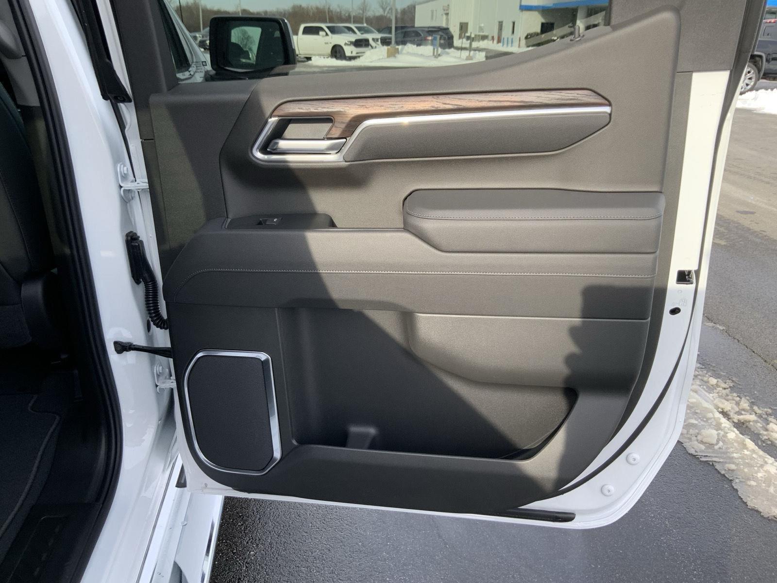 2026 GMC Sierra 1500 SLT - Photo 64