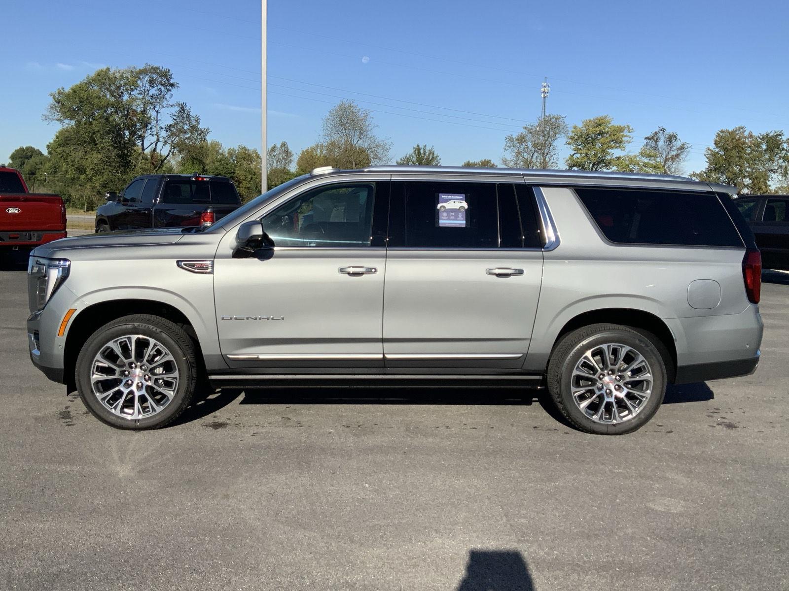 2027 GMC Yukon XL Denali - Photo 9