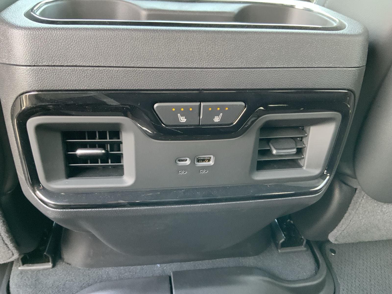 2026 GMC Sierra 1500 AT4X - Photo 59
