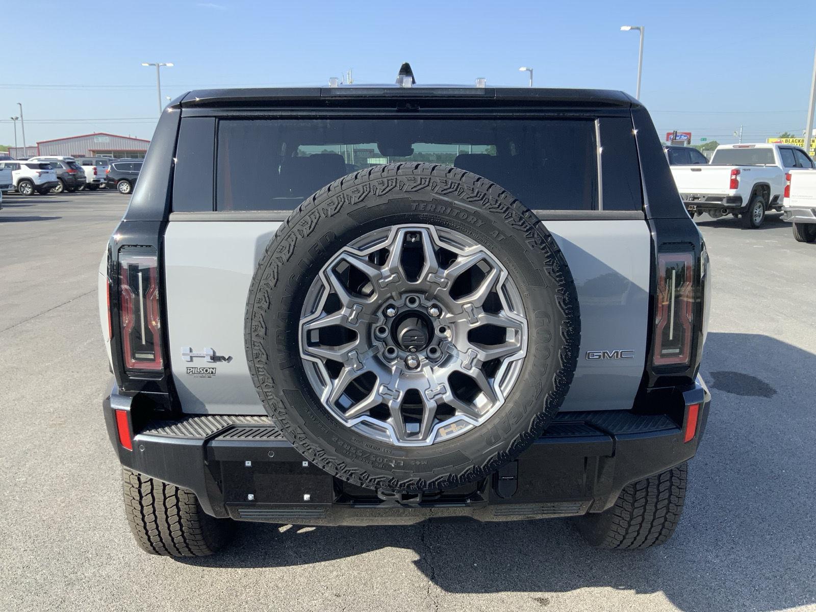 2025 GMC HUMMER EV 3X - Photo 10