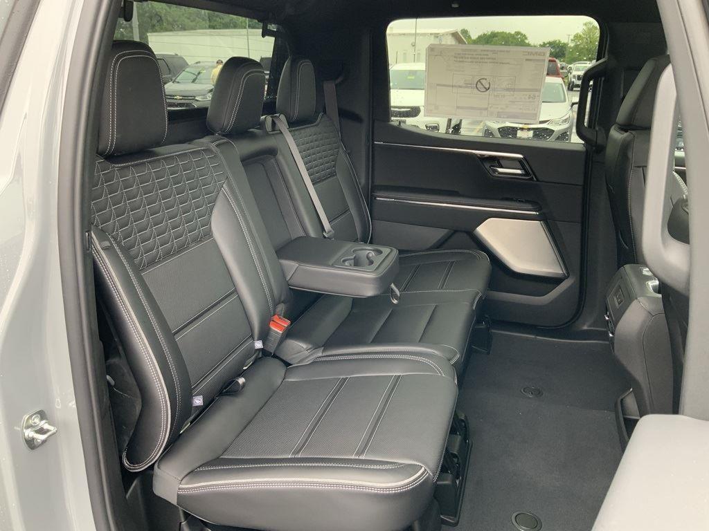 2025 GMC Sierra EV Denali - Photo 62
