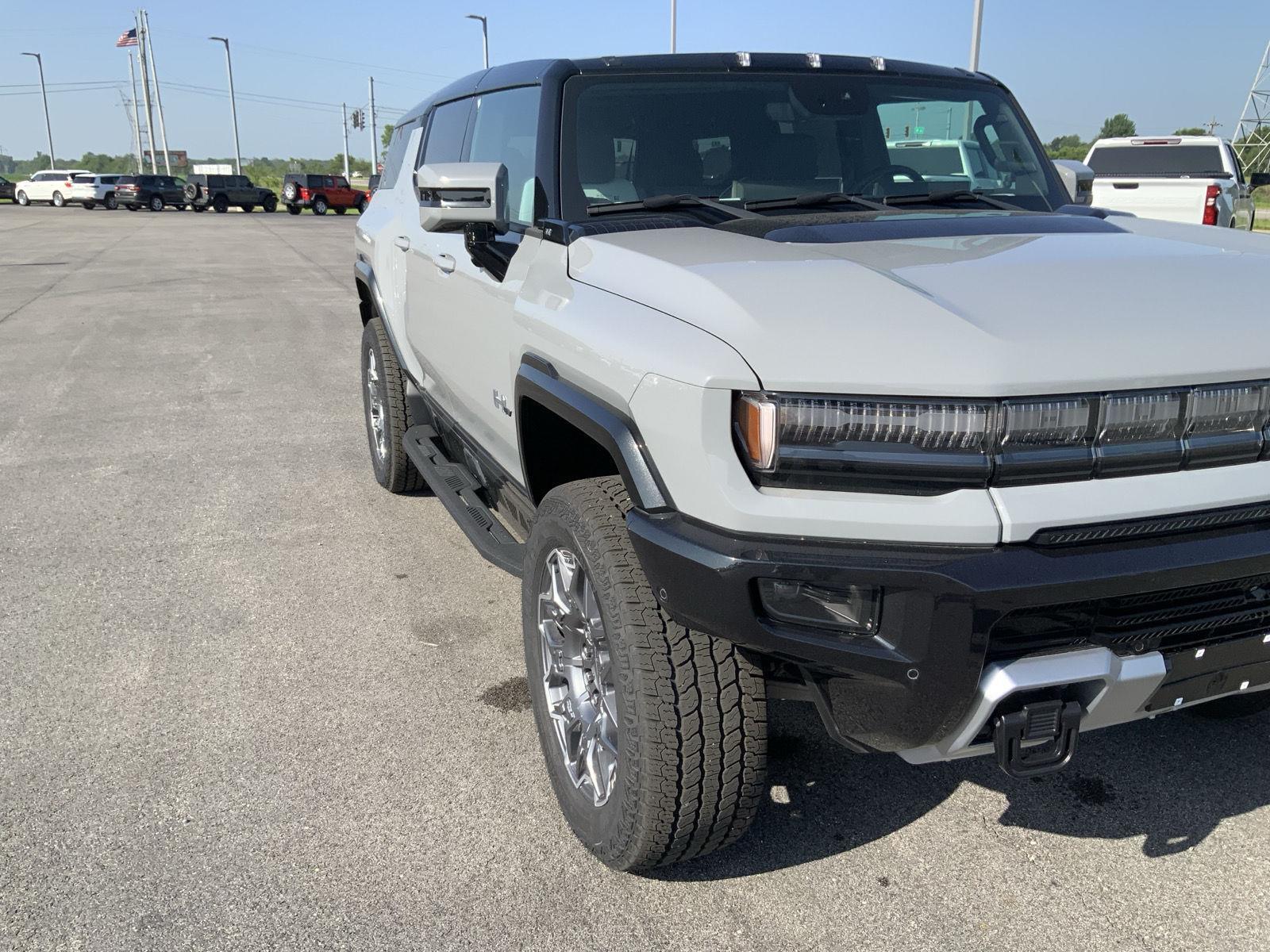 2025 GMC HUMMER EV 3X - Photo 17