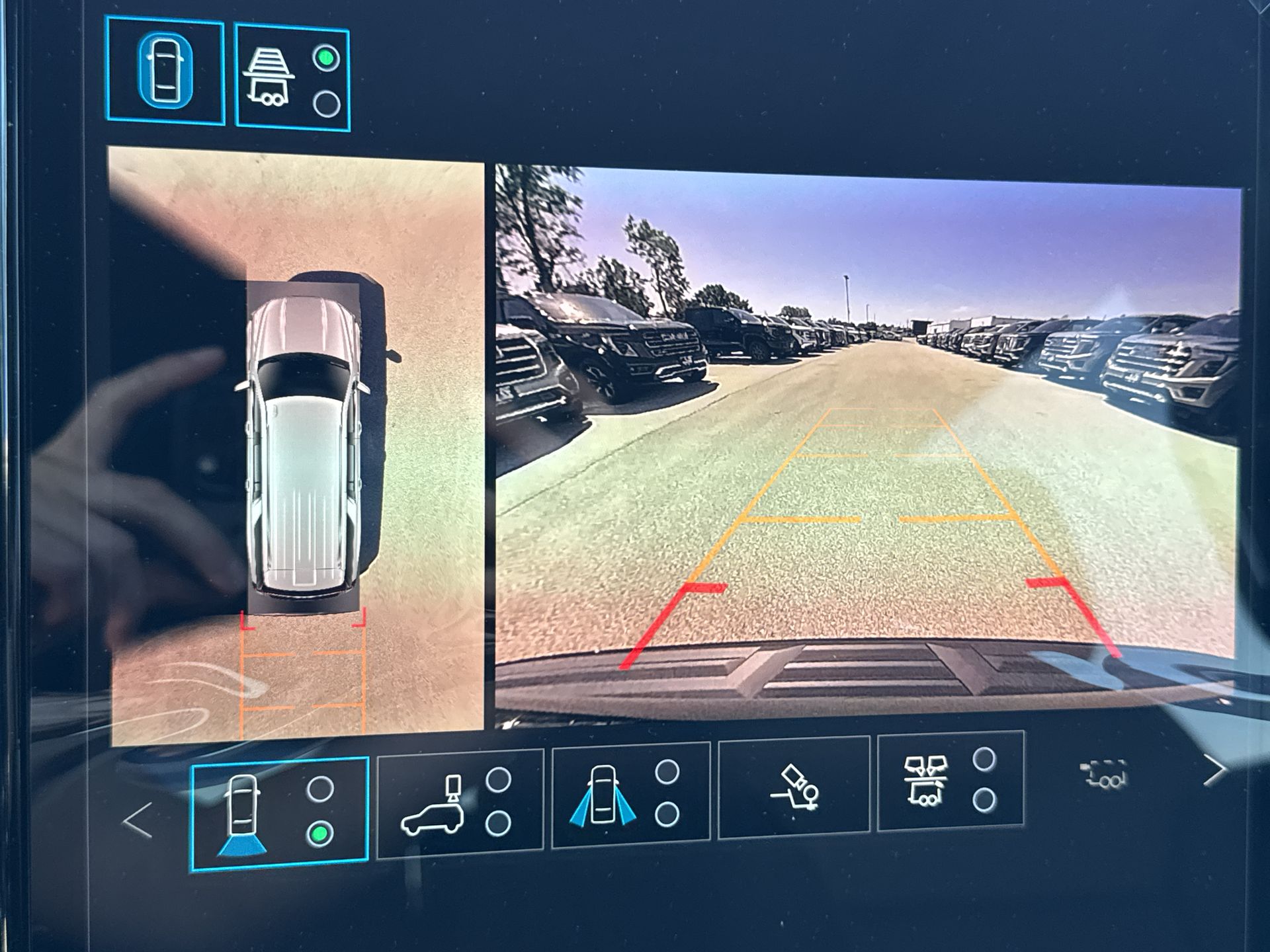 2026 GMC Yukon XL Denali - Photo 86