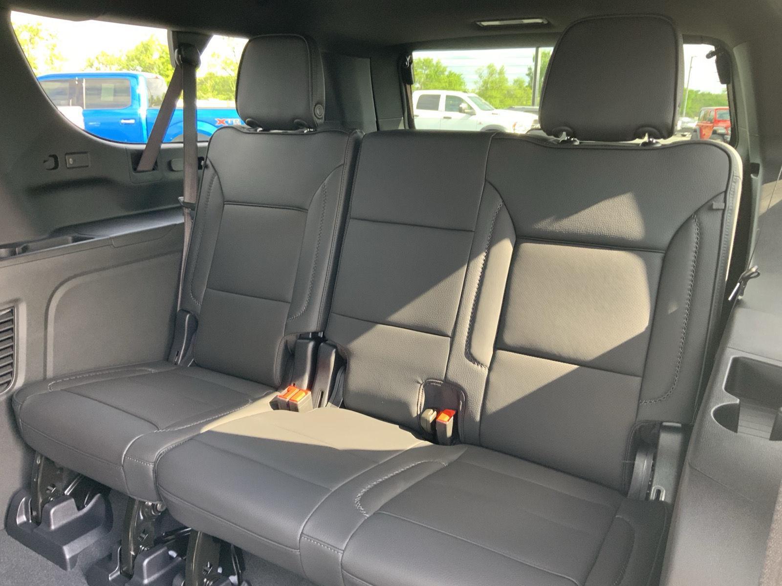 2026 GMC Yukon XL Denali - Photo 61