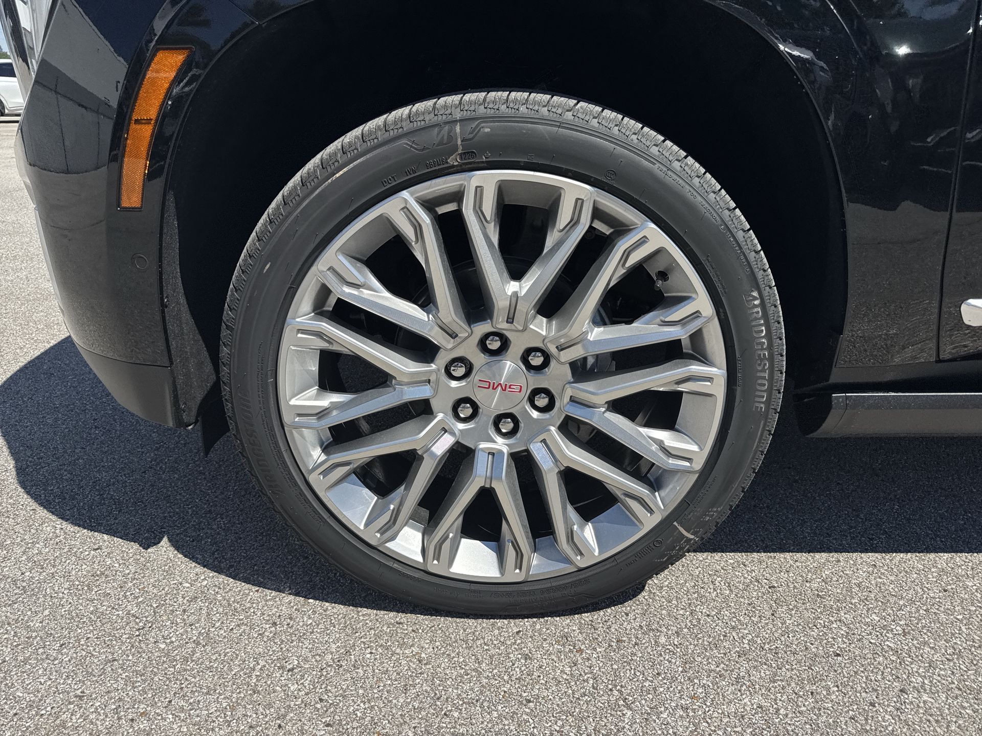 2026 GMC Yukon XL Denali - Photo 79