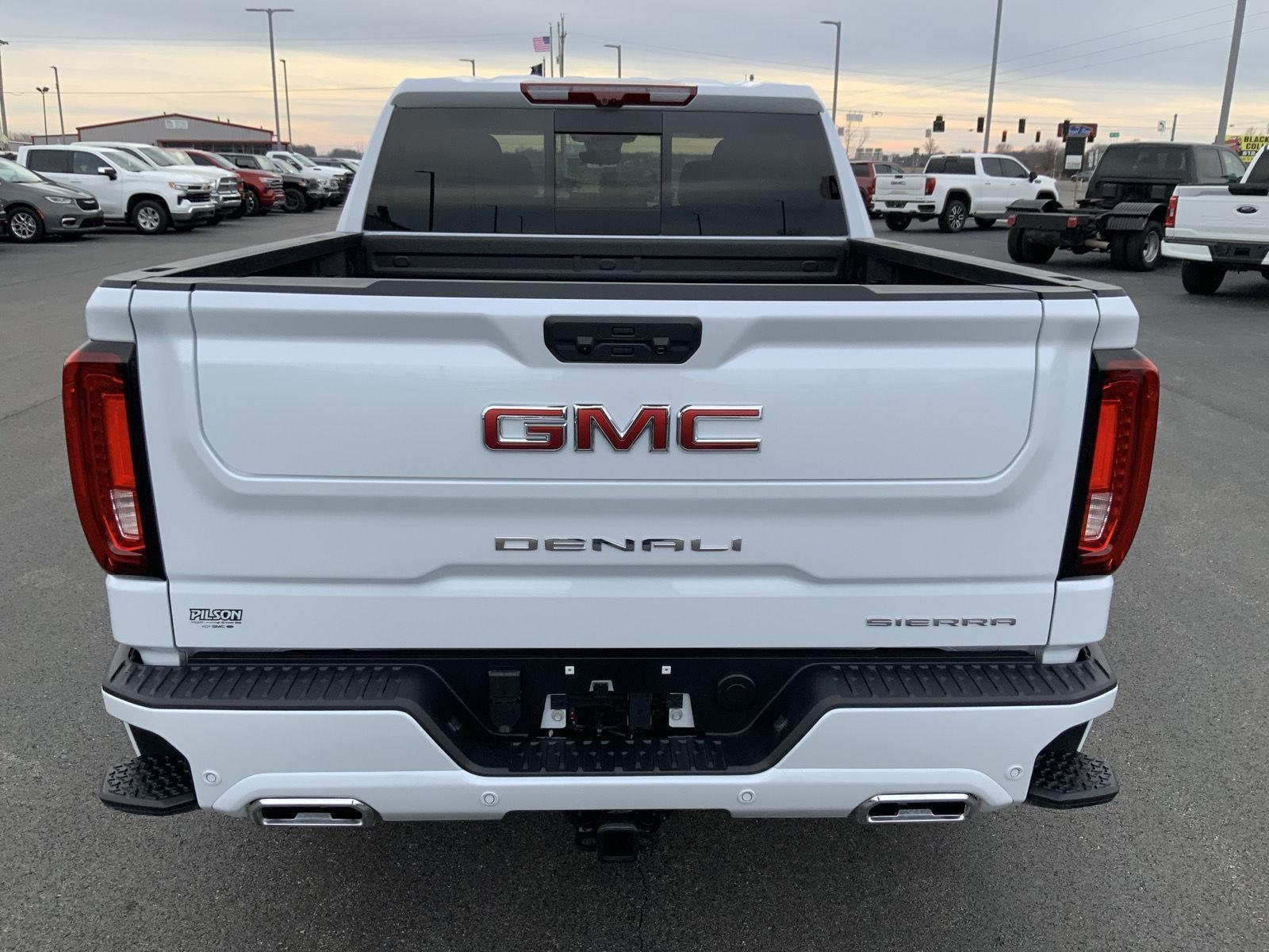 2026 GMC Sierra 1500 Denali - Photo 14