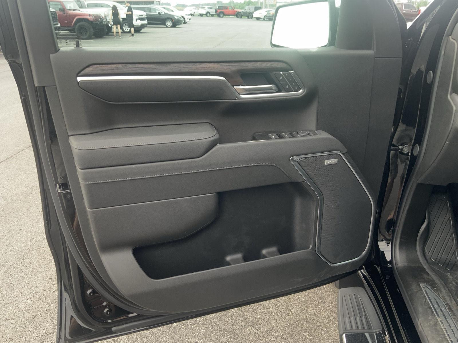 2026 GMC Sierra 1500 SLT - Photo 24