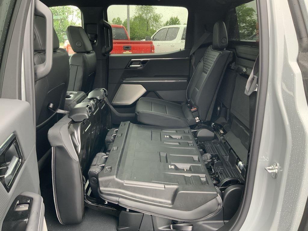 2025 GMC Sierra EV Denali - Photo 58